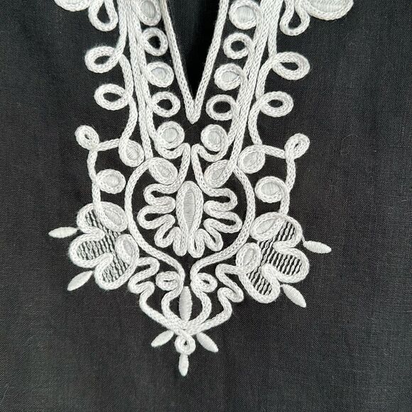 JONES NEW YORK Linen Split Neck Tunic Top Blouse Black Soutache Embroidery Sz. M - Picture 6 of 10